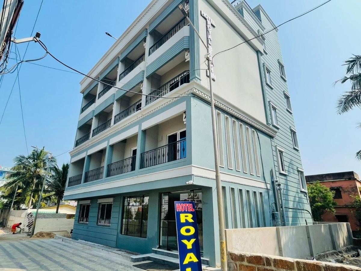 Royal Beach International Puri Exterior photo