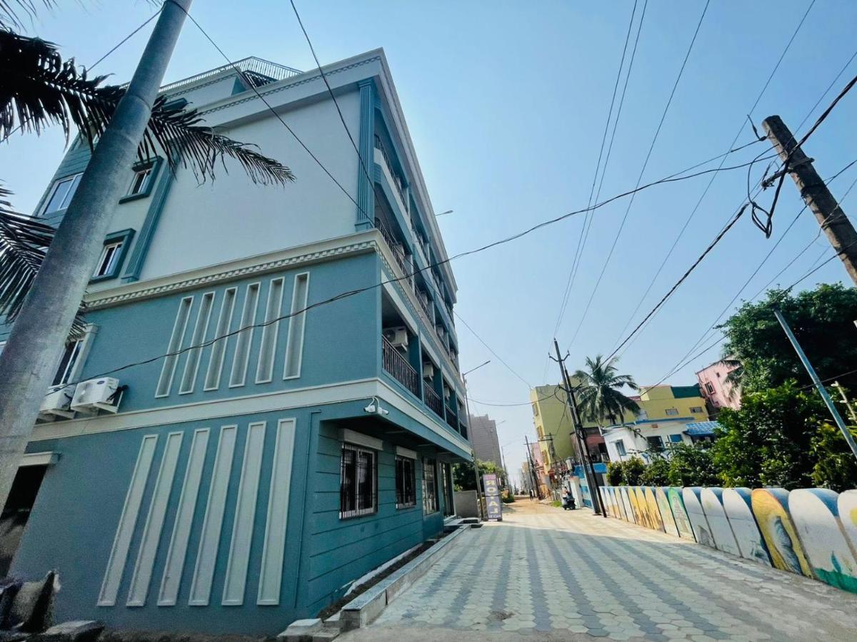Royal Beach International Puri Exterior photo