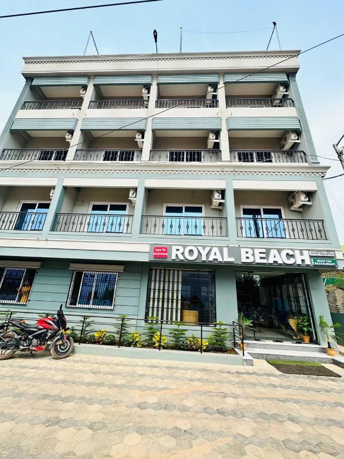 Royal Beach International Puri Exterior photo
